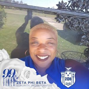 Meet your Posher, Latoya r.